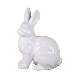 Privilege White Ceramic Bunny
